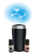 מפיץ ריח +2 בקבוקי תמצית בושם של בית מלון ושל חנות יוקרה.