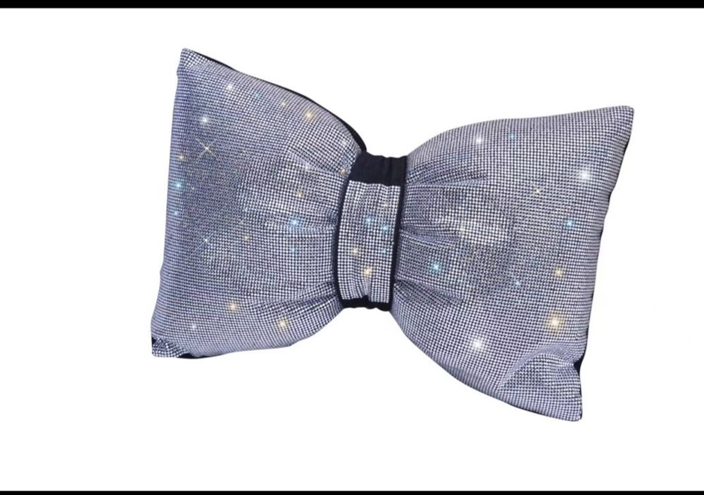 Cat_489938_755 זוג משענות ראש לרכב דגם יהלום - Image 1